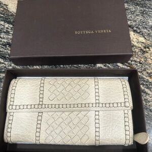 ✨💎Vintage💎✨ Bottega Veneta Wallet!